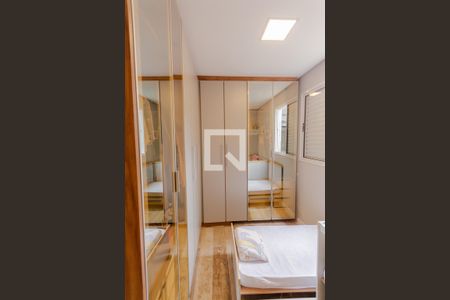 Apartamento à venda com 90m², 2 quartos e 1 vaga Apartamento à venda com 90m², 2 quartos e 1 vagaArmário