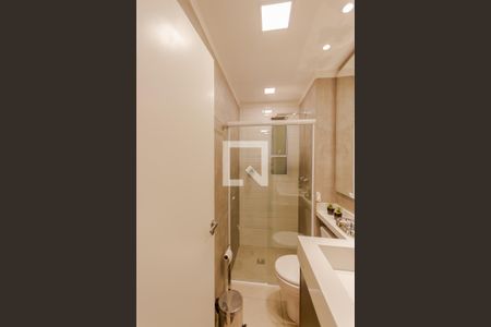 Apartamento à venda com 90m², 2 quartos e 1 vaga Apartamento à venda com 90m², 2 quartos e 1 vagaBanheiro