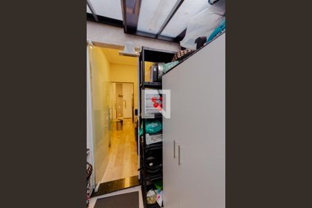 Apartamento à venda com 90m², 2 quartos e 1 vaga Apartamento à venda com 90m², 2 quartos e 1 vagaDespensa