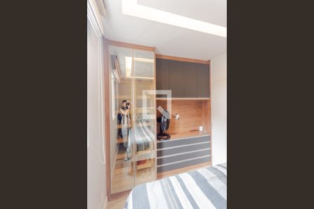 Apartamento à venda com 90m², 2 quartos e 1 vaga Apartamento à venda com 90m², 2 quartos e 1 vagaArmário