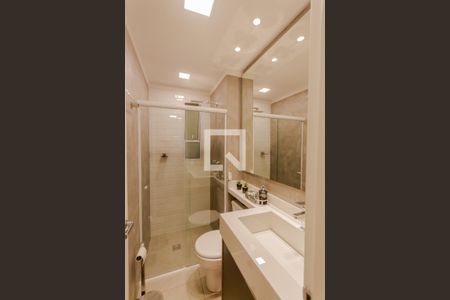 Apartamento à venda com 90m², 2 quartos e 1 vaga Apartamento à venda com 90m², 2 quartos e 1 vagaBanheiro