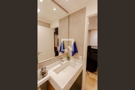 Banheiro de apartamento à venda com 2 quartos, 90m² em Utinga, Santo André