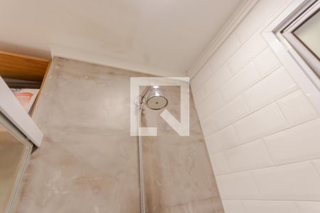 Apartamento à venda com 90m², 2 quartos e 1 vaga Apartamento à venda com 90m², 2 quartos e 1 vagaChuveiro