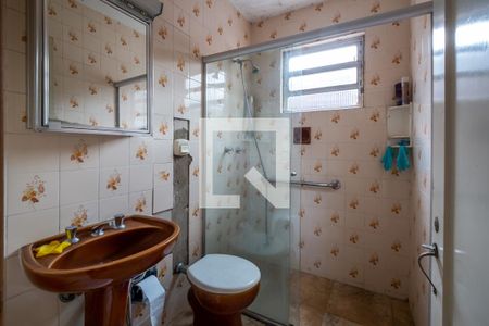 Banheiro de apartamento à venda com 1 quarto, 40m² em Menino Deus, Porto Alegre