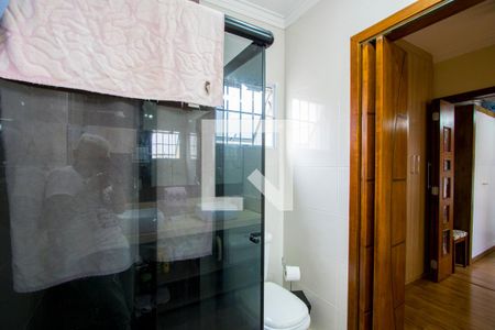 Casa à venda com 199m², 5 quartos e 3 vagas Casa à venda com 199m², 5 quartos e 3 vagasCasa 2 - Banheiro