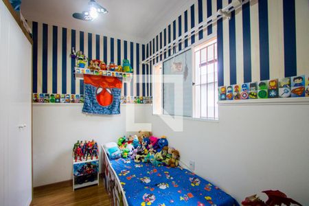 Casa à venda com 199m², 5 quartos e 3 vagas Casa à venda com 199m², 5 quartos e 3 vagasCasa 2 - Quarto 1