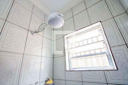 Casa à venda com 199m², 5 quartos e 3 vagas Casa à venda com 199m², 5 quartos e 3 vagasCasa 1 - Banheiro social 2