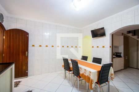 Casa à venda com 199m², 5 quartos e 3 vagas Casa à venda com 199m², 5 quartos e 3 vagasCasa 1 - Cozinha