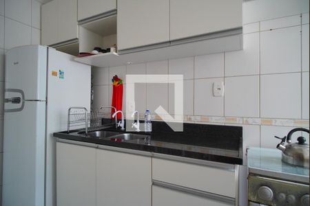 Cozinha de kitnet/studio à venda com 1 quarto, 30m² em Vila Ipiranga, Porto Alegre