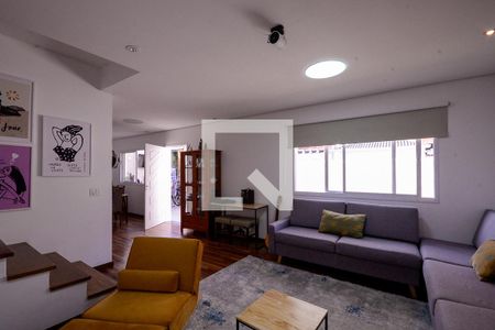 Sala de casa à venda com 4 quartos, 120m² em Aclimação, São Paulo