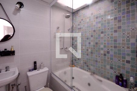 Casa à venda com 120m², 4 quartos e 2 vagasBanheiro do Quarto 4