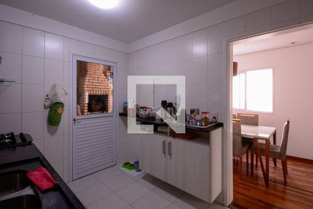 Casa à venda com 120m², 4 quartos e 2 vagasCozinha 