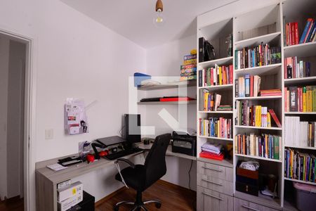 Casa à venda com 120m², 4 quartos e 2 vagasQuarto 2/ Escritório 