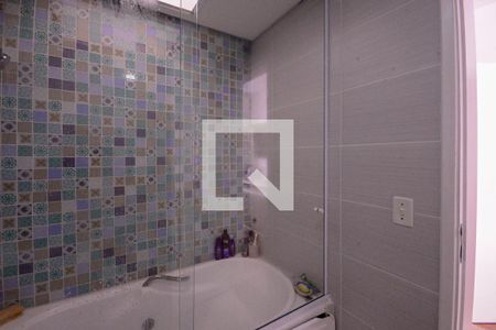 Casa à venda com 120m², 4 quartos e 2 vagasBanheiro do Quarto 4