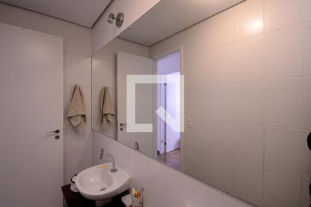 Casa à venda com 120m², 4 quartos e 2 vagasBanheiro Social 