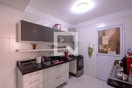 Casa à venda com 120m², 4 quartos e 2 vagasCozinha 