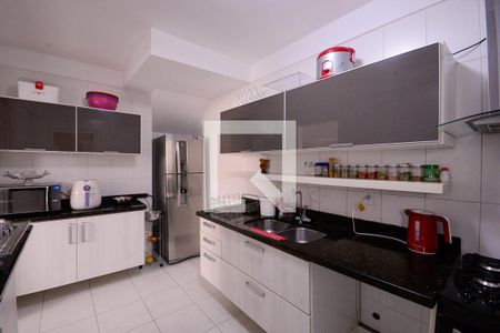 Casa à venda com 120m², 4 quartos e 2 vagasCozinha 