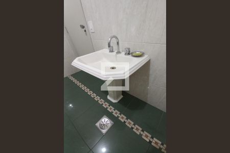 Apartamento à venda com 143m², 3 quartos e 1 vagaDetalhe do banheiro