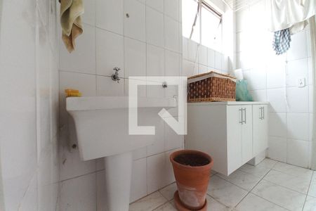 Apartamento à venda com 143m², 3 quartos e 1 vagaÁrea de Serviço