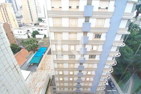 Vista da sala de apartamento à venda com 3 quartos, 143m² em Centro, Campinas