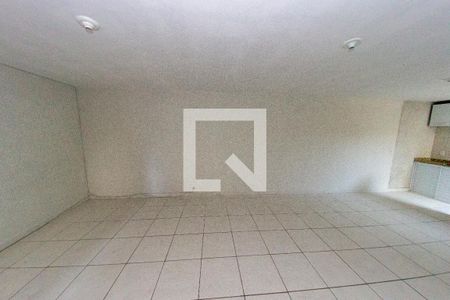 Sala/Quarto de apartamento para alugar com 0 quarto, 32m² em Cordovil, Rio de Janeiro