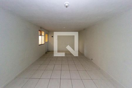 Sala/Quarto de apartamento para alugar com 0 quarto, 32m² em Cordovil, Rio de Janeiro