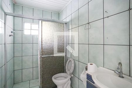 Banheiro de casa para alugar com 2 quartos, 120m² em Bandeiras, Osasco