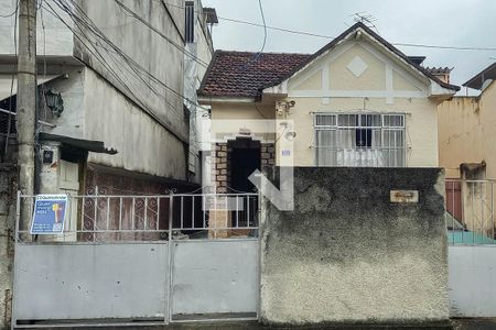 Casa para alugar com 40m², 1 quarto e sem vagaFachada + Placa
