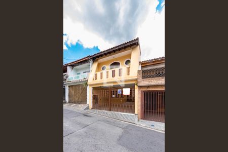 Casa à venda com 174m², 3 quartos e 2 vagasFachada