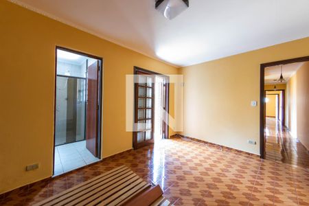 Casa à venda com 174m², 3 quartos e 2 vagasSuíte