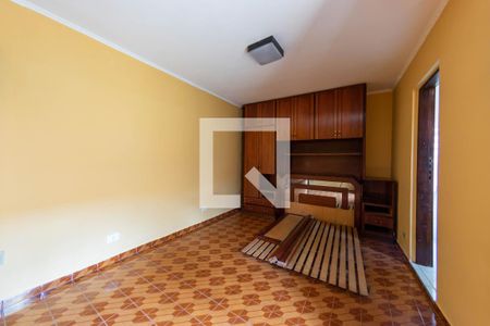 Casa à venda com 174m², 3 quartos e 2 vagasSuíte