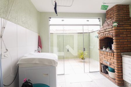 Casa à venda com 160m², 3 quartos e 3 vagasÁrea de Serviço e Churrasqueira 