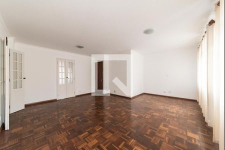 Apartamento para alugar com 85m², 2 quartos e 1 vagaSala