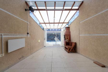 Casa à venda com 84m², 3 quartos e 2 vagasGaragem