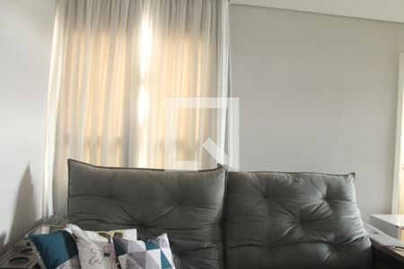 Sala de apartamento à venda com 2 quartos, 45m² em Jardim do Lago Continuação, Campinas