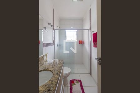 Casa de condomínio para alugar com 500m², 5 quartos e 8 vagasBanheiro da Suíte 2