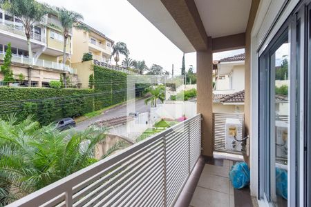 Casa de condomínio para alugar com 500m², 5 quartos e 8 vagasVaranda da Suíte 3