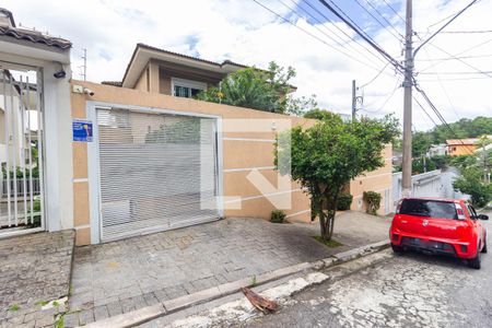 Casa de condomínio para alugar com 500m², 5 quartos e 8 vagasFachada