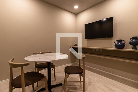 Sala de Reunião de apartamento para alugar com 1 quarto, 28m² em Vila Nova Conceição, São Paulo