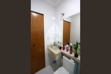 Casa à venda com 250m², 3 quartos e 2 vagasBanheiro da Suíte 1