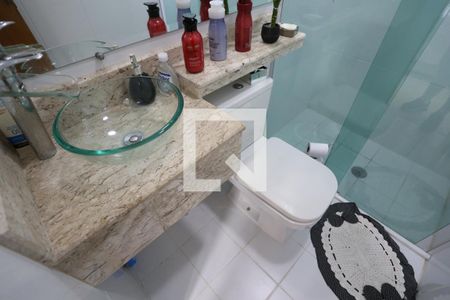 Casa à venda com 250m², 3 quartos e 2 vagasBanheiro da Suíte 1