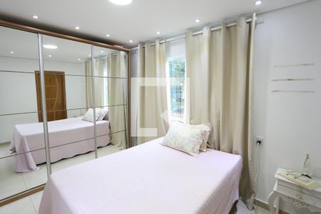 Casa à venda com 250m², 3 quartos e 2 vagasSuíte 1