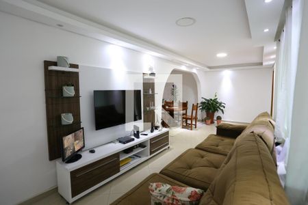 Sala de casa para alugar com 3 quartos, 250m² em Parque Císper, São Paulo
