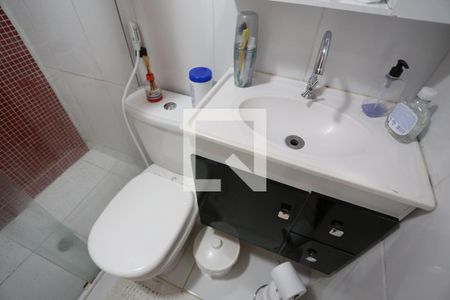 Casa à venda com 250m², 3 quartos e 2 vagasBanheiro da Suíte 2