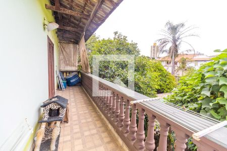 Casa à venda com 400m², 3 quartos e 7 vagas Casa à venda com 400m², 3 quartos e 7 vagasQuintal