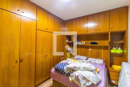 Casa à venda com 400m², 3 quartos e 7 vagas Casa à venda com 400m², 3 quartos e 7 vagasSuíte