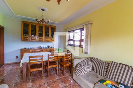 Sala de casa à venda com 3 quartos, 400m² em Vila M Genoveva, Jundiaí