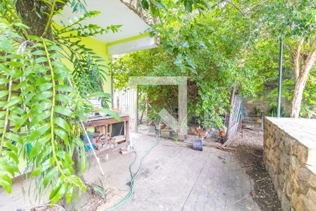 Casa à venda com 400m², 3 quartos e 7 vagas Casa à venda com 400m², 3 quartos e 7 vagasÁrea da Piscina