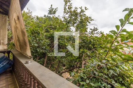 Casa à venda com 400m², 3 quartos e 7 vagas Casa à venda com 400m², 3 quartos e 7 vagasQuintal
