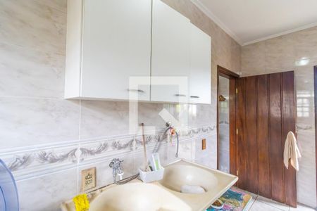 Casa à venda com 400m², 3 quartos e 7 vagas Casa à venda com 400m², 3 quartos e 7 vagasÁrea de Serviço